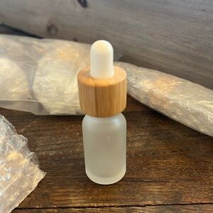 Bundle of Five 30mL Frosted Glass Dropper Bottles with Bamboo Eyedropper Lids